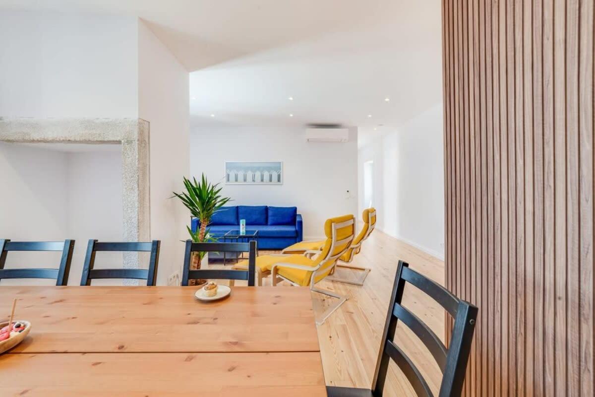 Cozy Coastal Getaway 3Br Apartment In Estoril Exterior photo